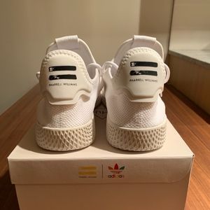 Men's Adidas Pharrell Williams Tennis Hu Shoes